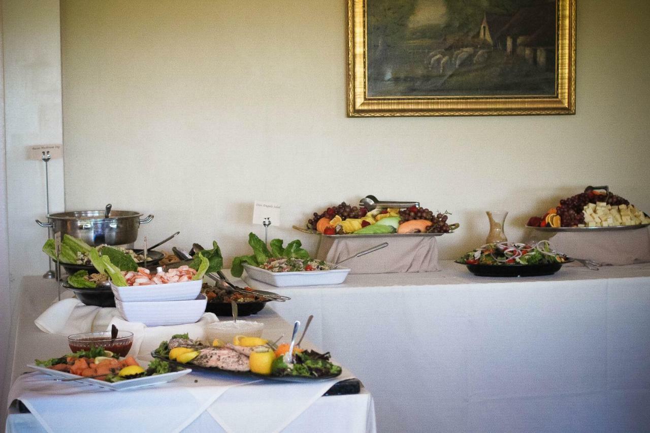 The Lucerne Inn Dedham Bagian luar foto