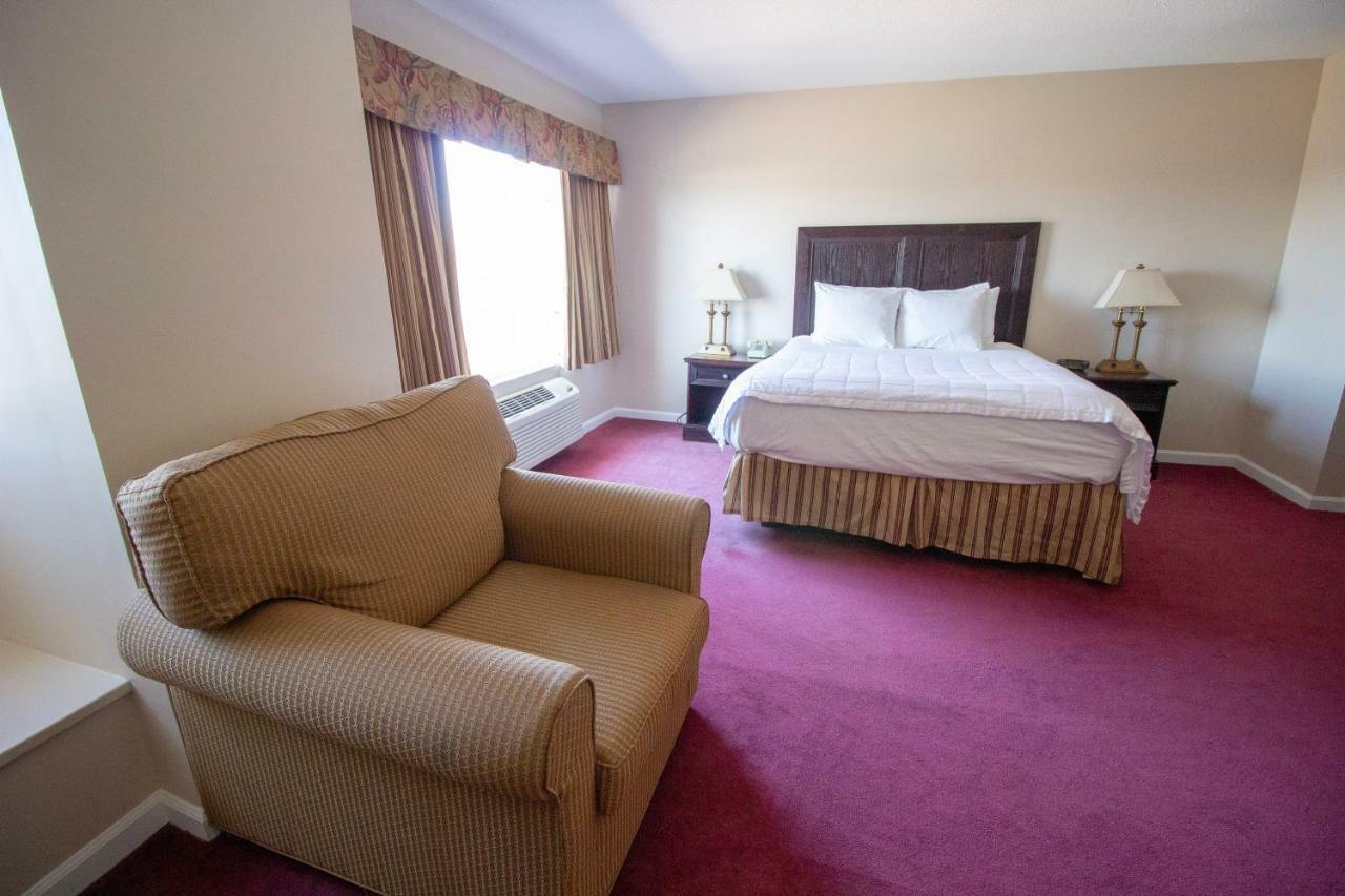 The Lucerne Inn Dedham Bagian luar foto